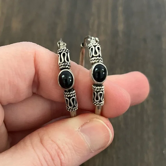 Vintage 925 Sterling Silver Black Onyx Hoop Earrings Ornate Boho Swirl Design 🖤✨ - Picture 9 of 9